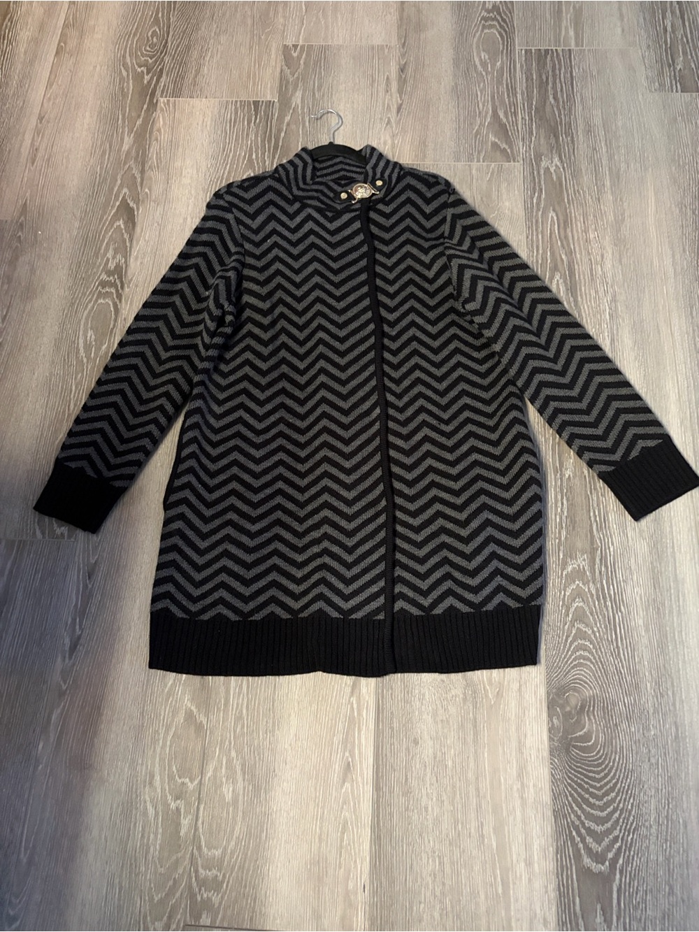 Anne Klein Black and Gray Chevron Zip Front Cardigan